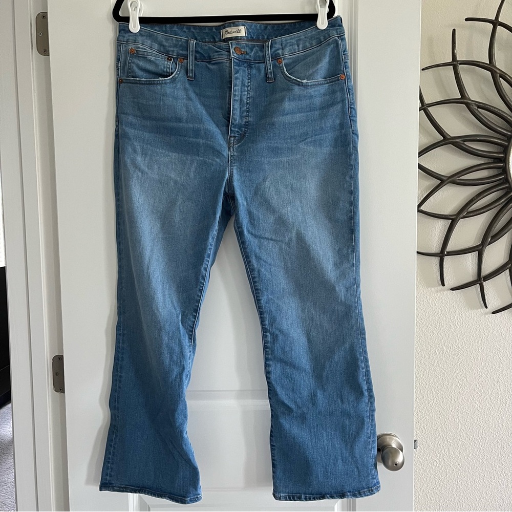 Madewell Cali-Demi Boot Cut Denim - Picture 2 of 6
